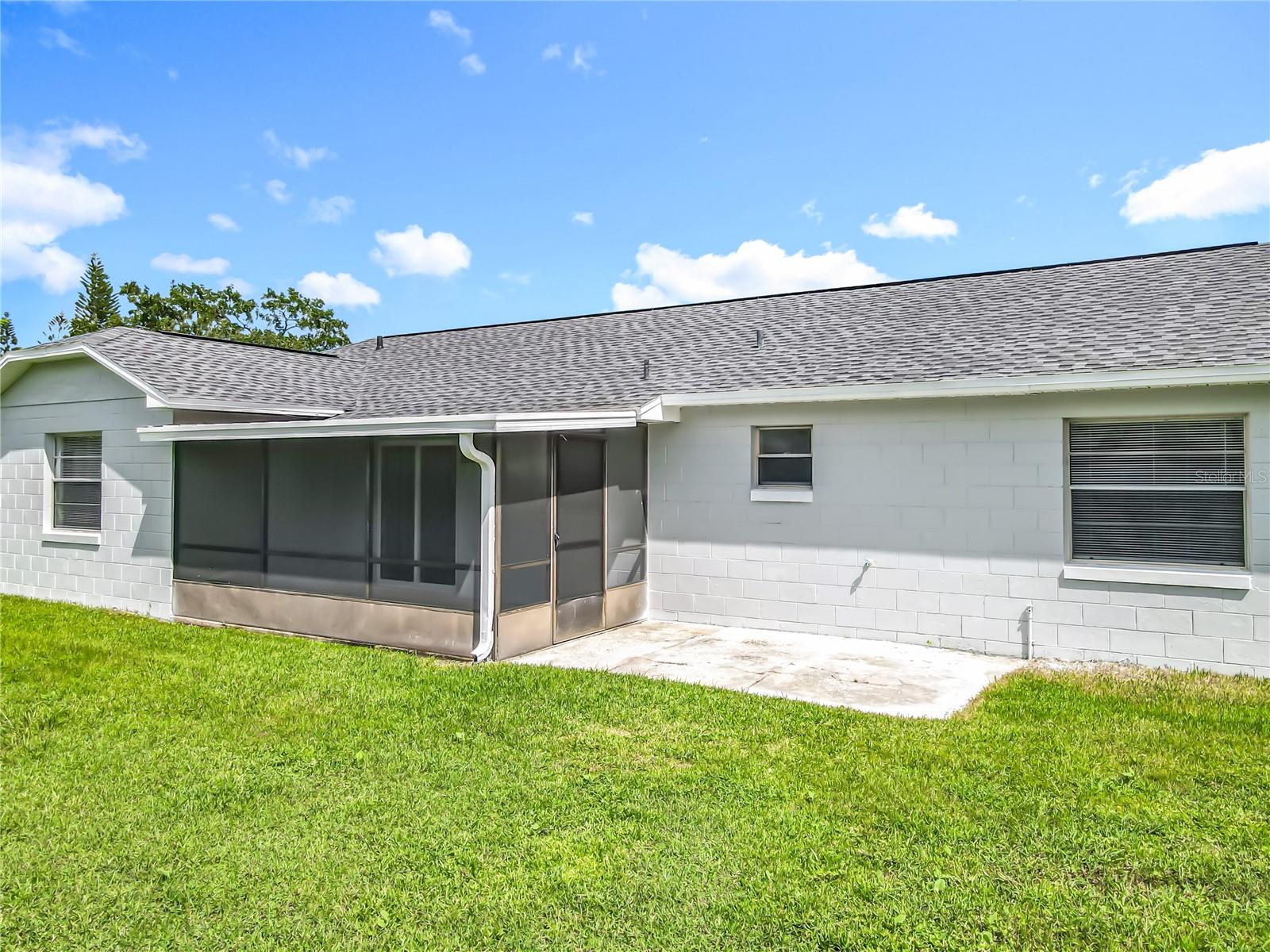 Image 33 of 43 For 7609 Winter Shade Drive