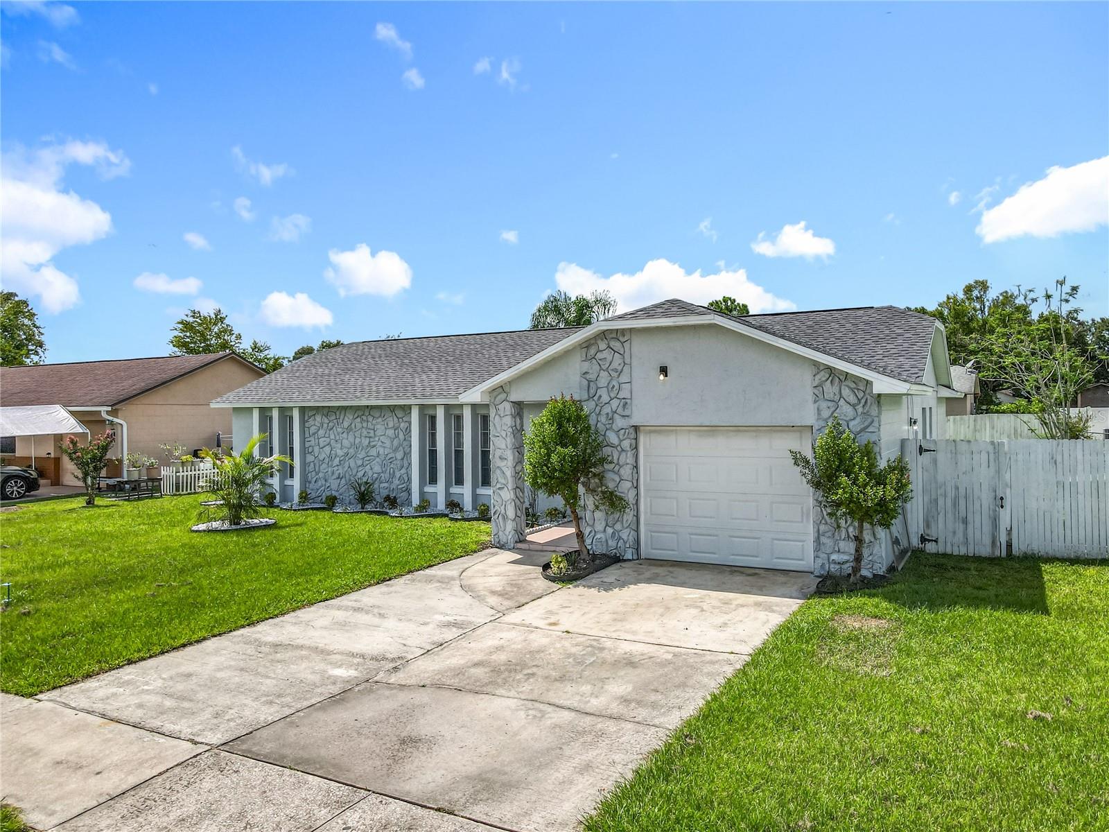 Image 36 of 43 For 7609 Winter Shade Drive