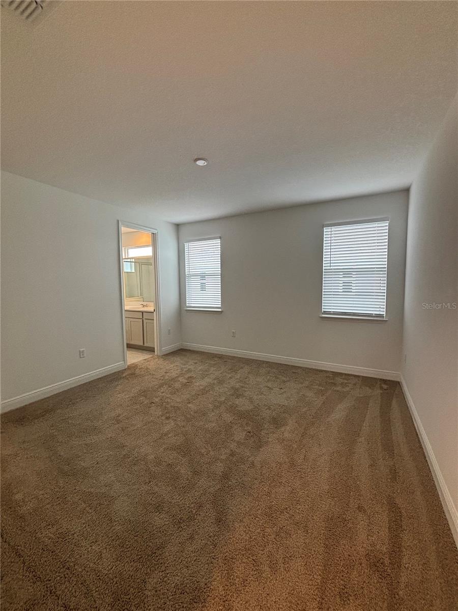 Image 20 of 38 For 9931 Pearson Avenue