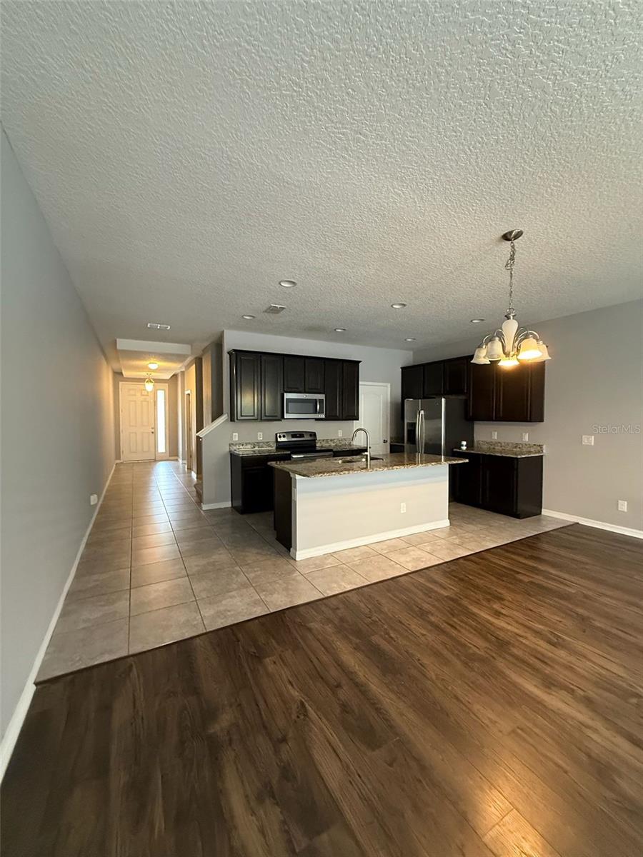 Image 11 of 32 For 7681 Ripplepointe Way