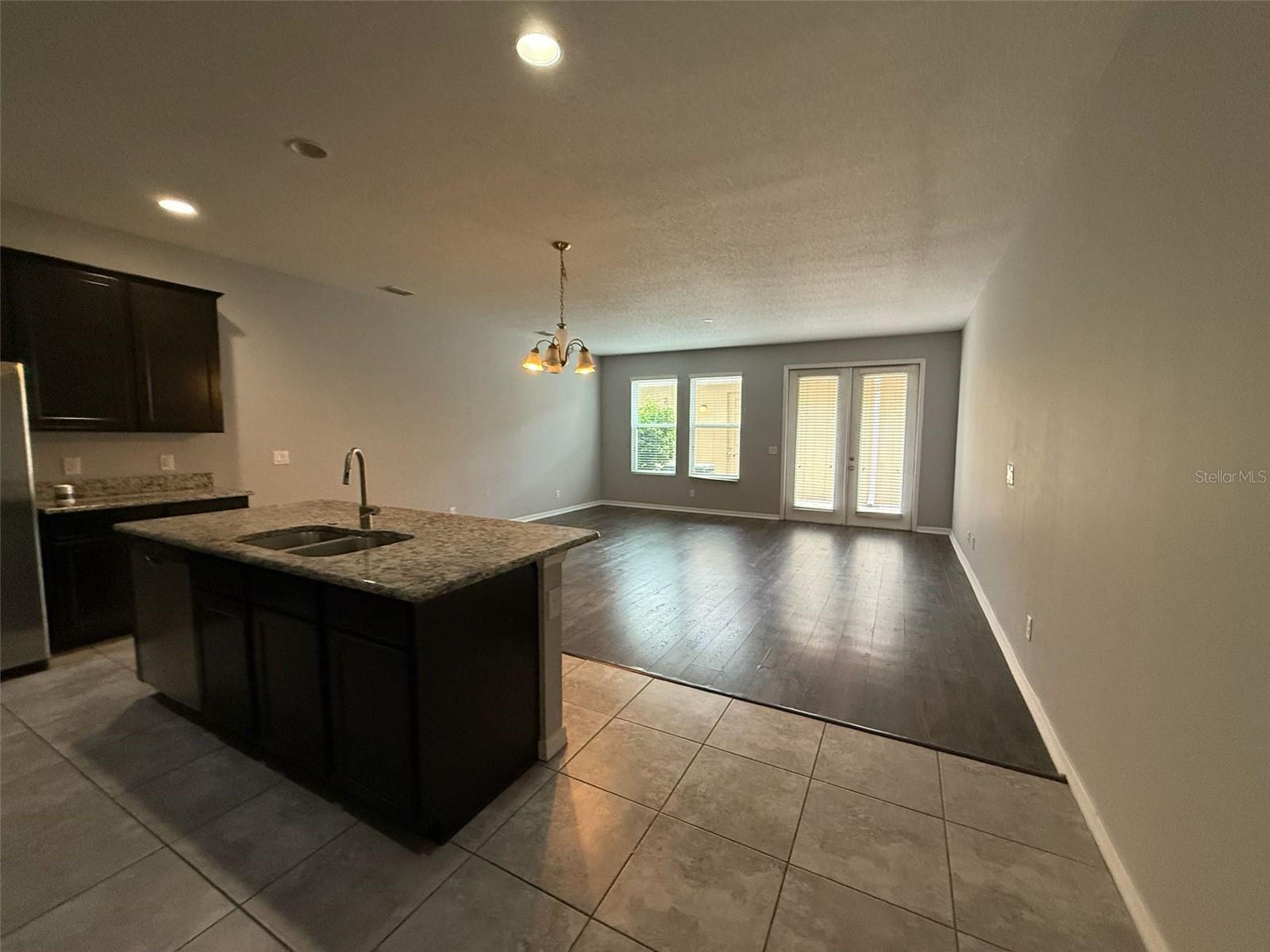Image 7 of 32 For 7681 Ripplepointe Way