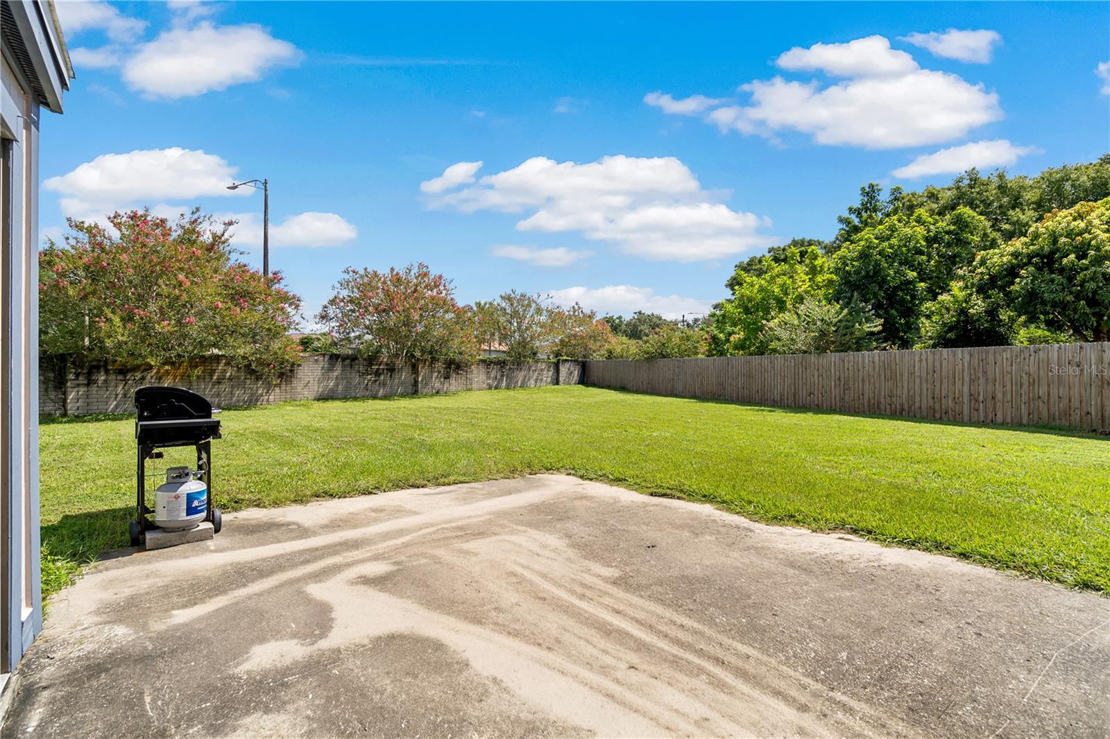 Image 8 of 46 For 5345 Denver Drive