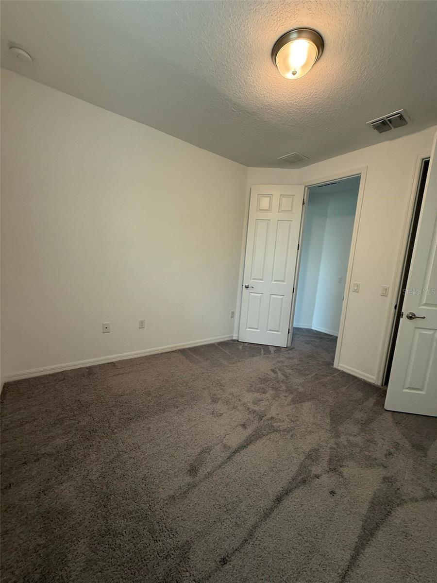 Image 16 of 27 For 14604 Seton Creek Boulevard