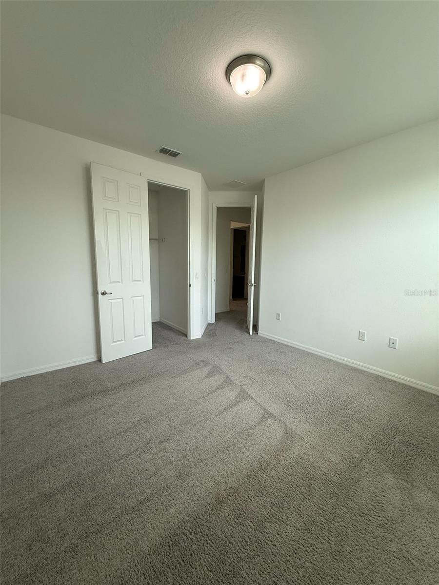 Image 17 of 27 For 14604 Seton Creek Boulevard
