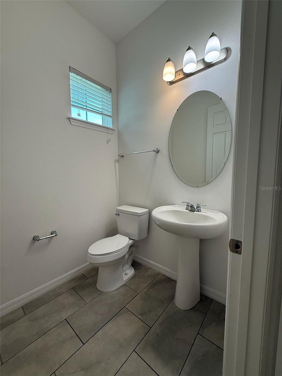 Image 9 of 27 For 14604 Seton Creek Boulevard