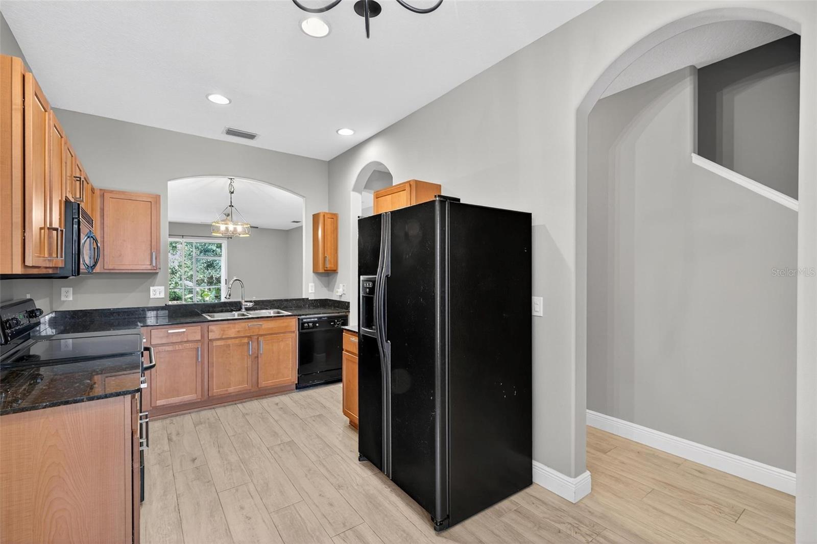 Image 18 of 77 For 18118 Nassau Point Drive