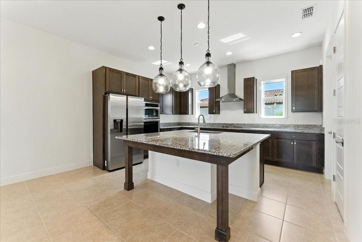 Image 3 of 32 For 9802 Bucklow Hill Drive
