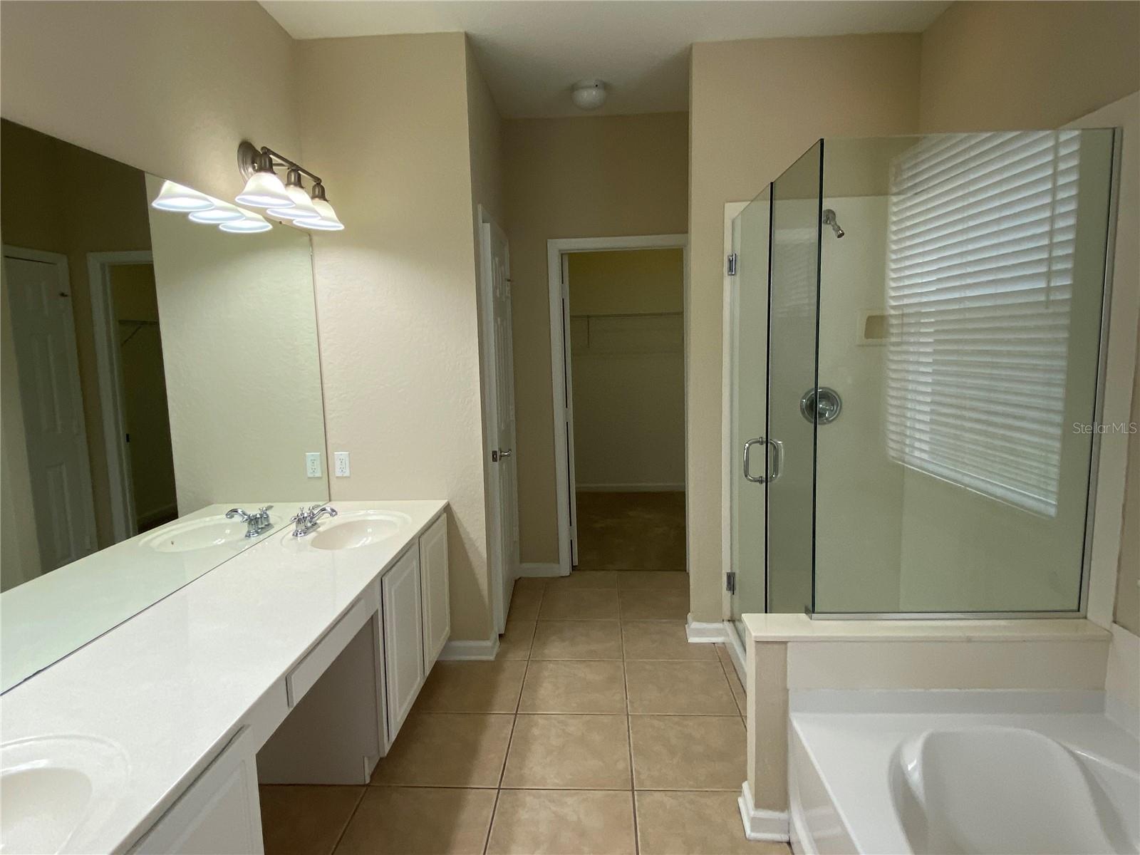 Image 11 of 13 For 1619 Malon Bay Drive