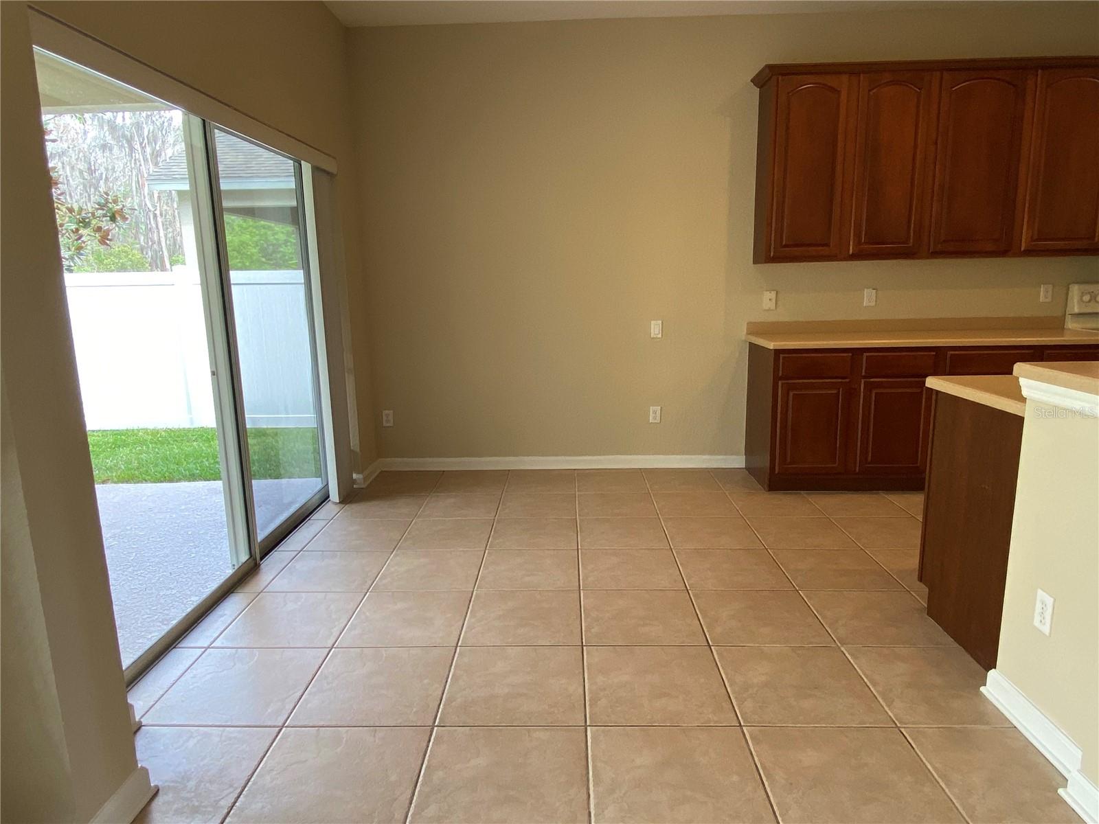 Image 4 of 13 For 1619 Malon Bay Drive