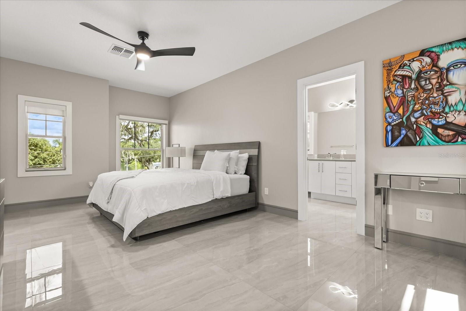 Image 31 of 47 For 808 Edgewater Drive