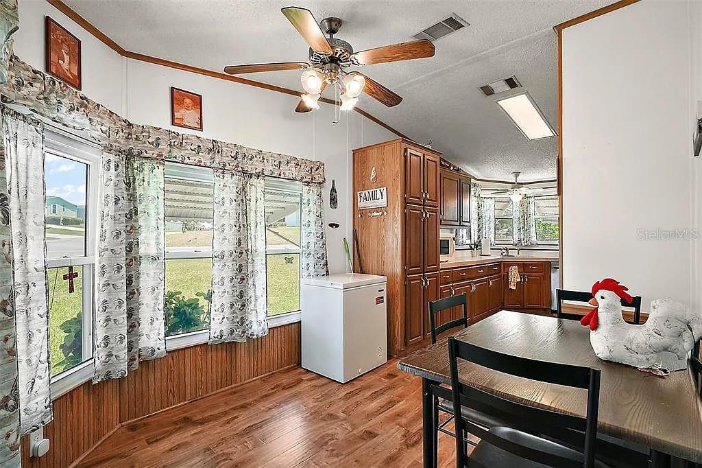 Image 4 of 18 For 16613 96th Avenue