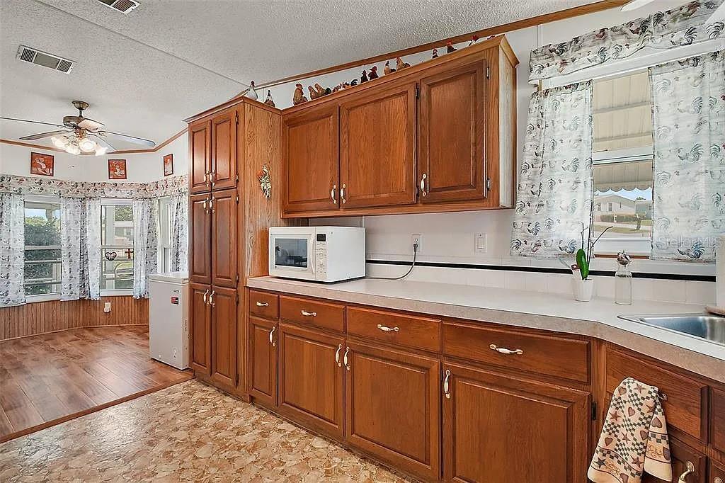Image 5 of 18 For 16613 96th Avenue