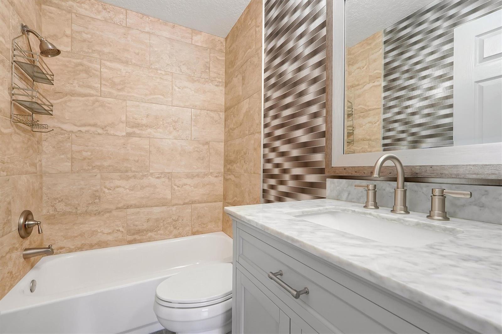Image 18 of 47 For 3160 Semoran Boulevard 903