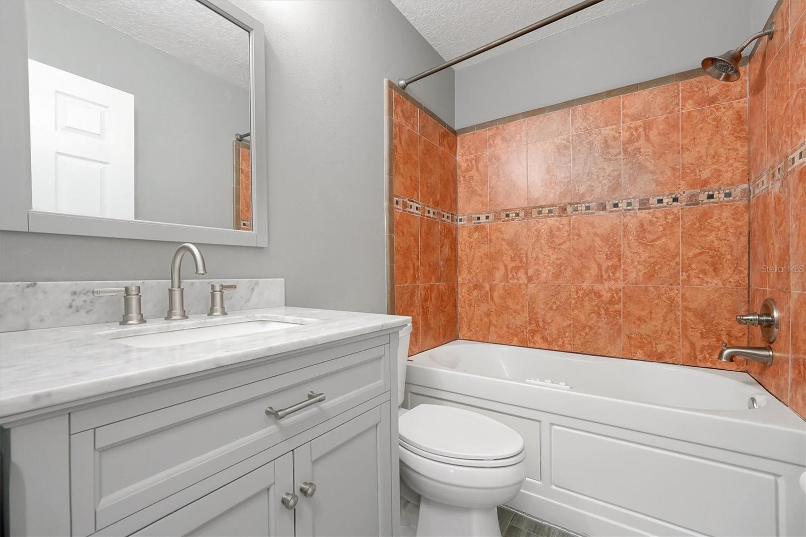 Image 23 of 47 For 3160 Semoran Boulevard 903
