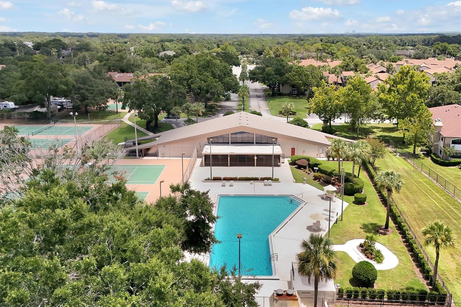 Image 44 of 47 For 3160 Semoran Boulevard 903