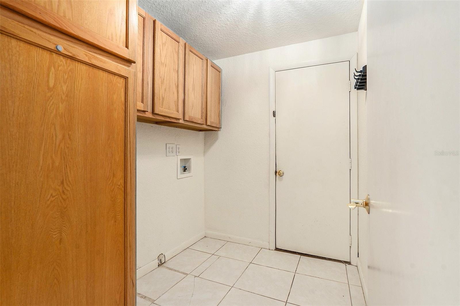 Image 22 of 26 For 2057 Brent Place