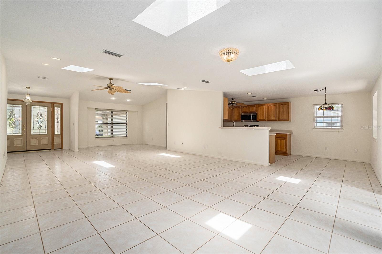 Image 6 of 26 For 2057 Brent Place