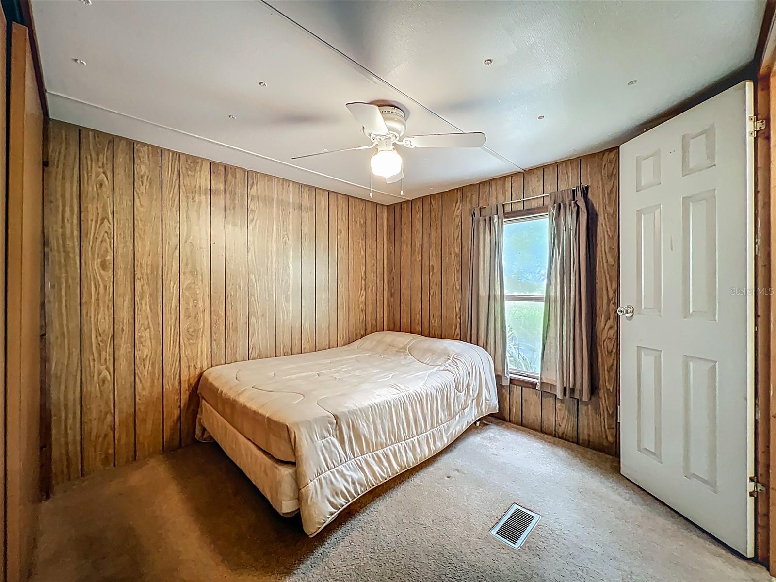 Image 22 of 67 For 827 Grant Bass Road