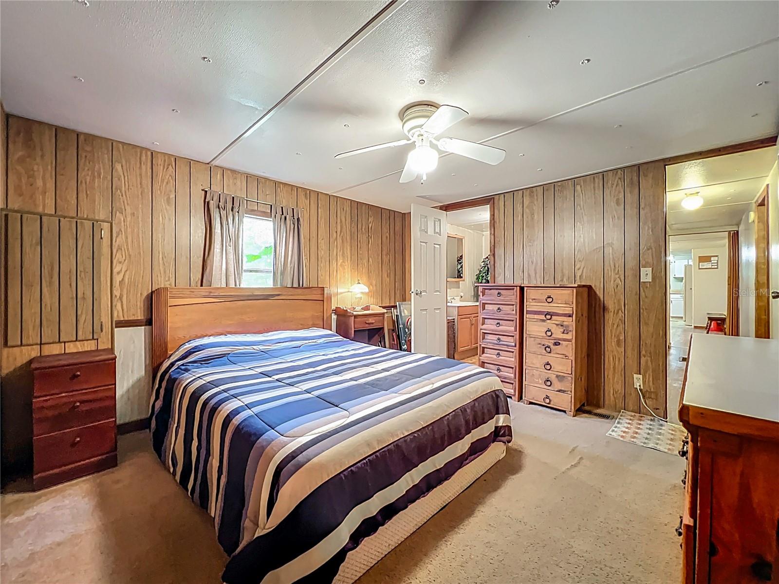 Image 34 of 67 For 827 Grant Bass Road