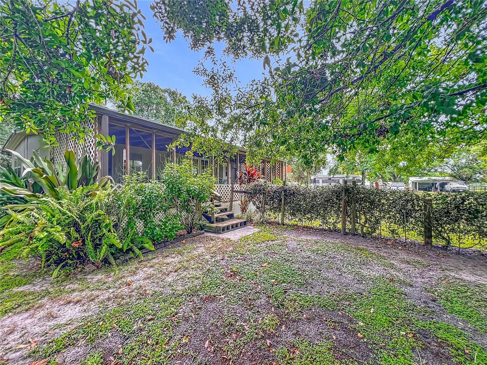 Image 49 of 67 For 827 Grant Bass Road