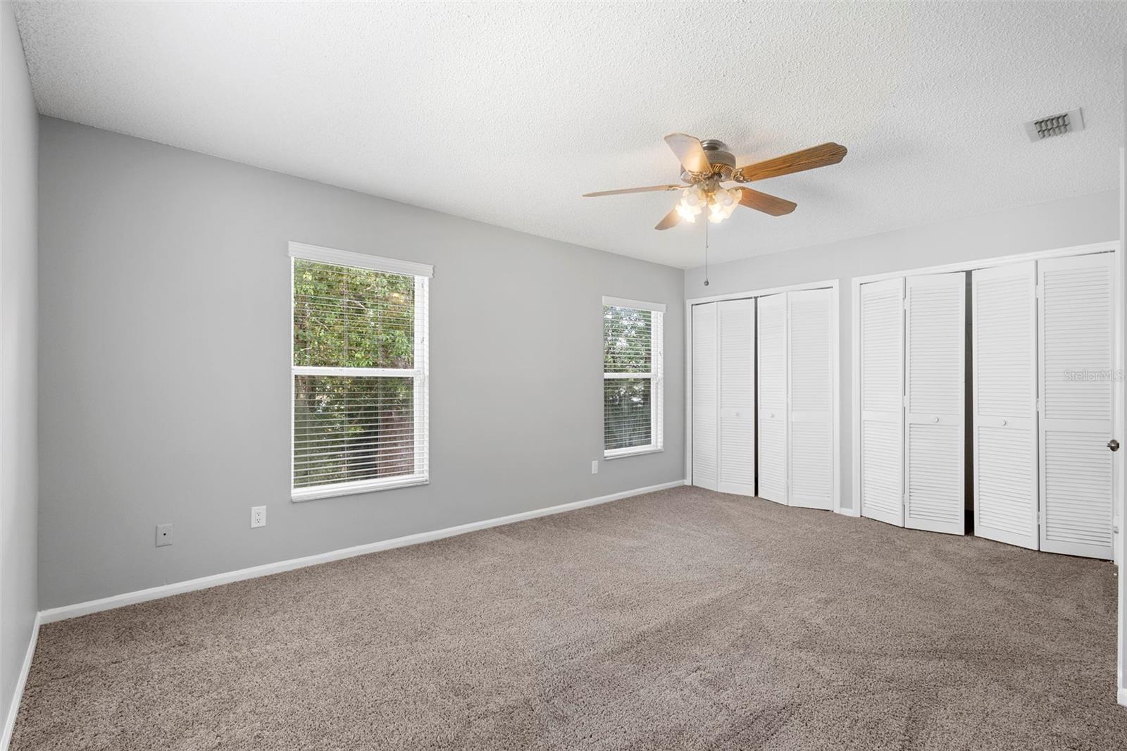 Image 24 of 39 For 426 Green Spring Circle
