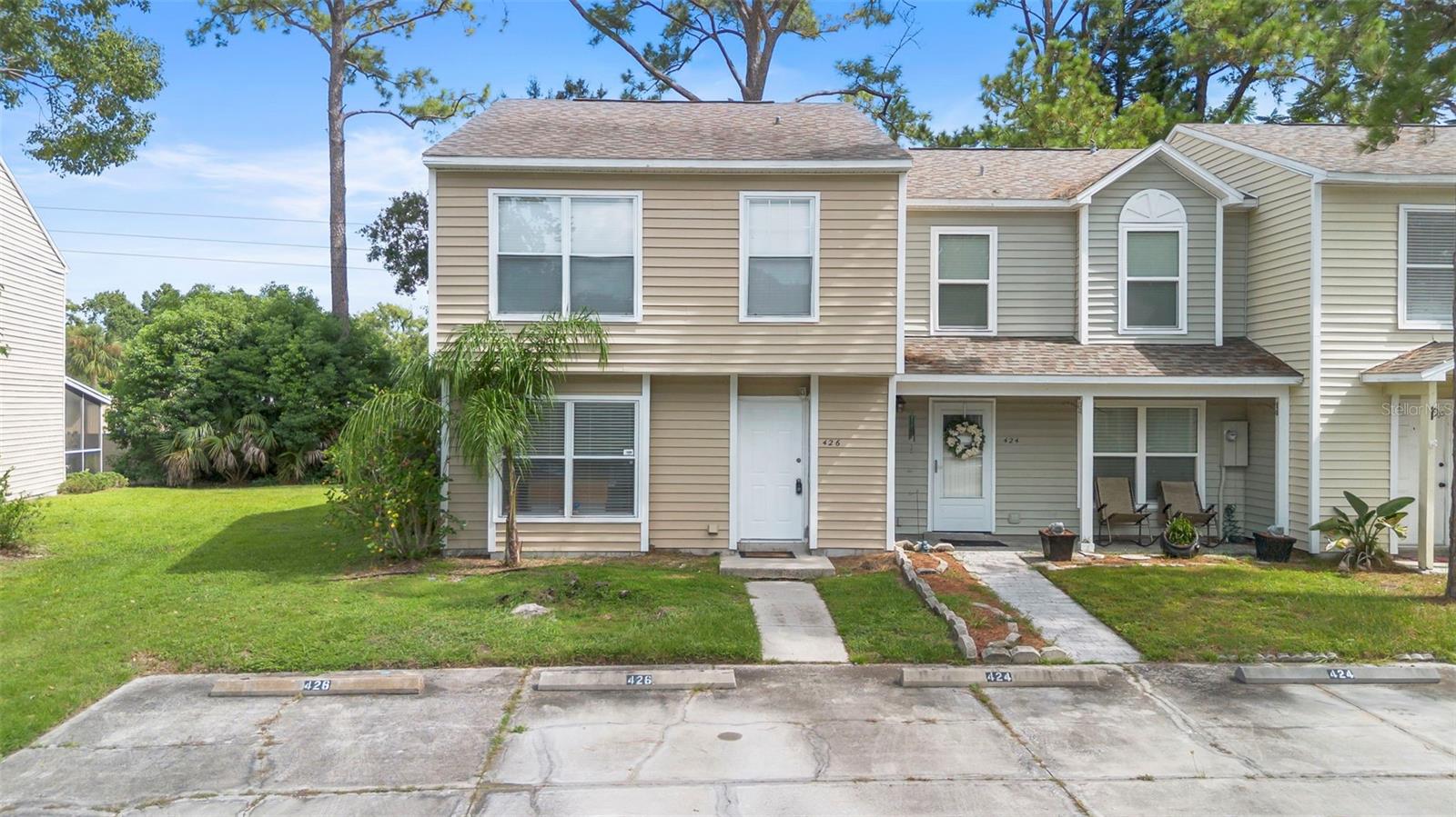 Image 3 of 39 For 426 Green Spring Circle