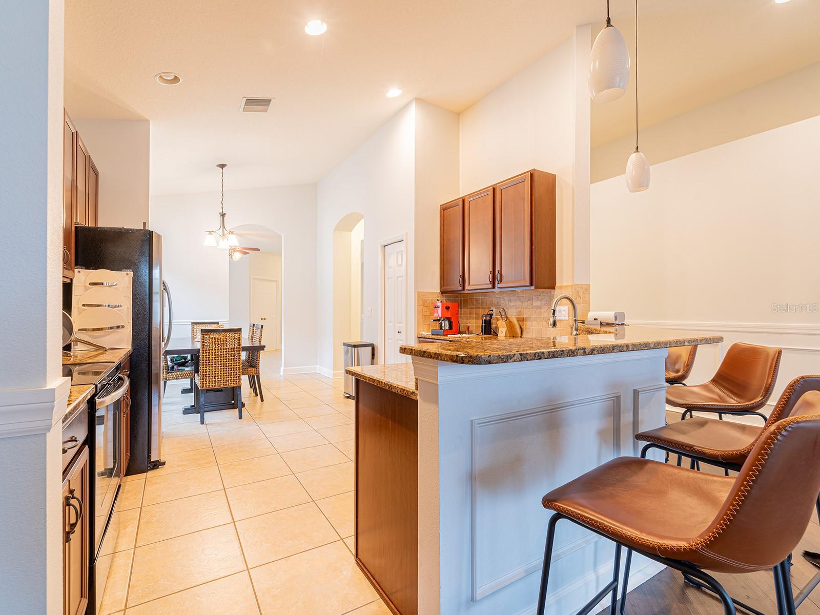 Image 13 of 38 For 8503 White Poplar Drive