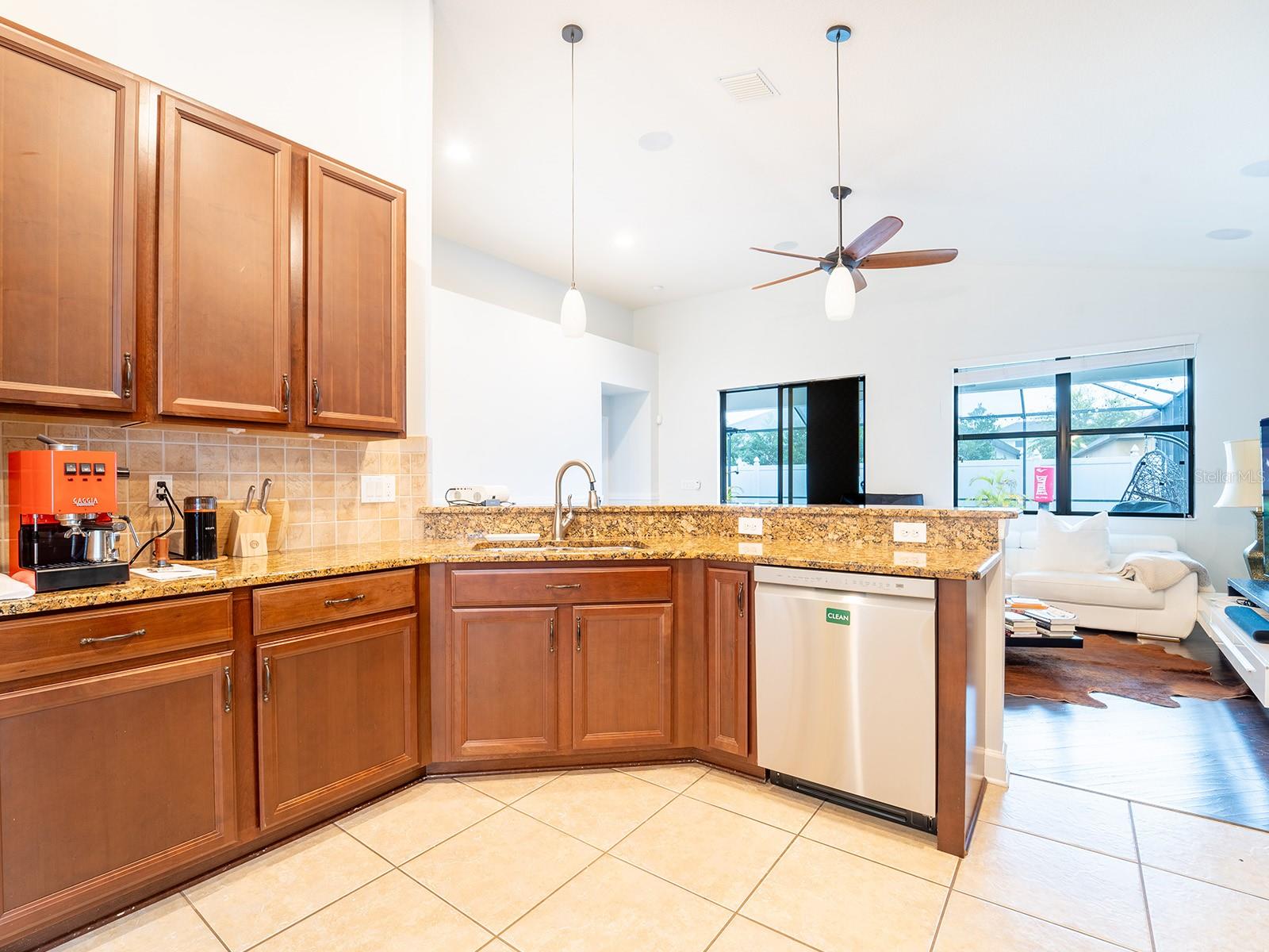 Image 15 of 38 For 8503 White Poplar Drive