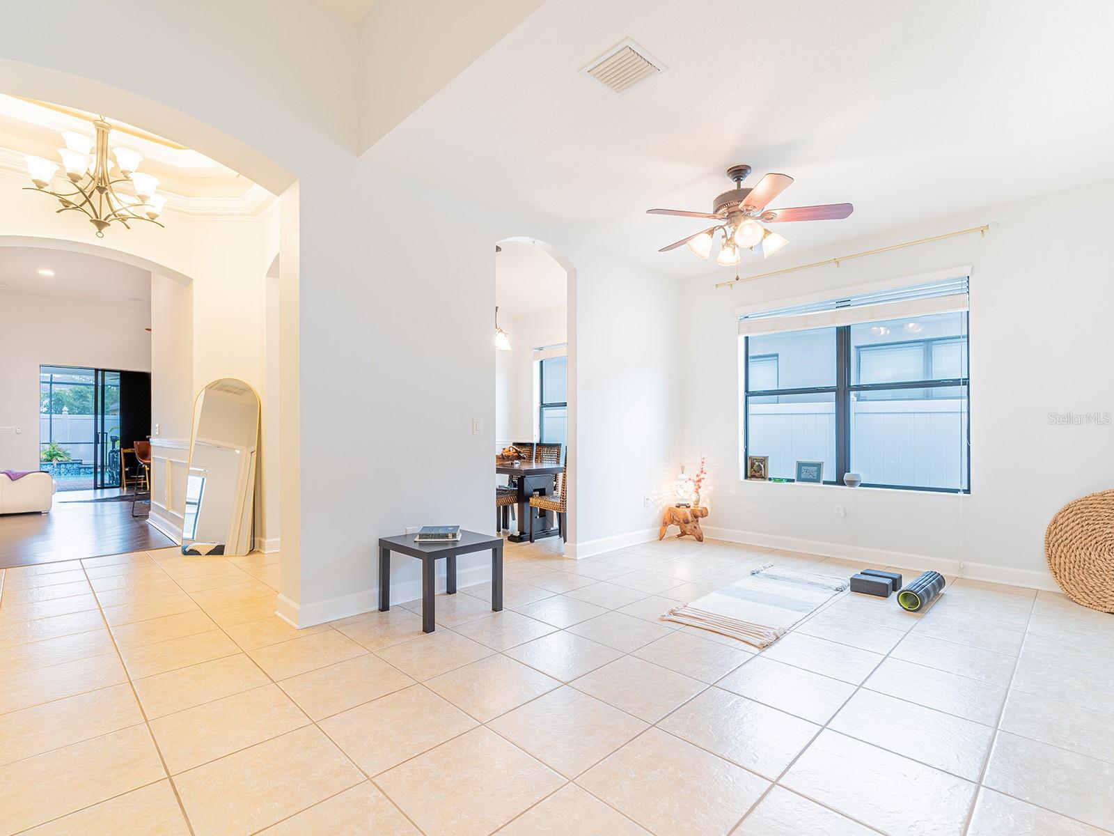 Image 6 of 38 For 8503 White Poplar Drive