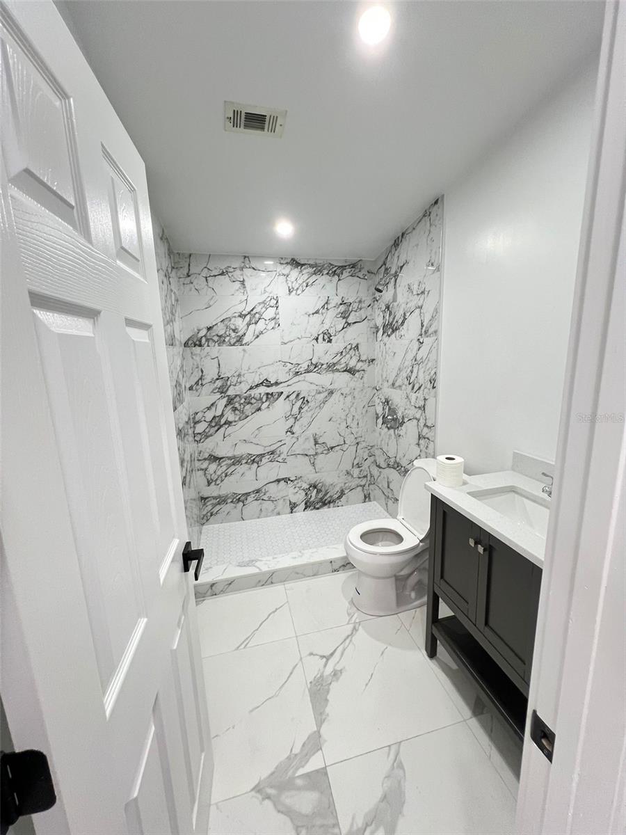 Image 5 of 13 For 9626 3rd Avenue