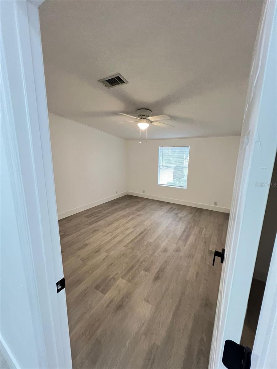 Image 9 of 13 For 9626 3rd Avenue