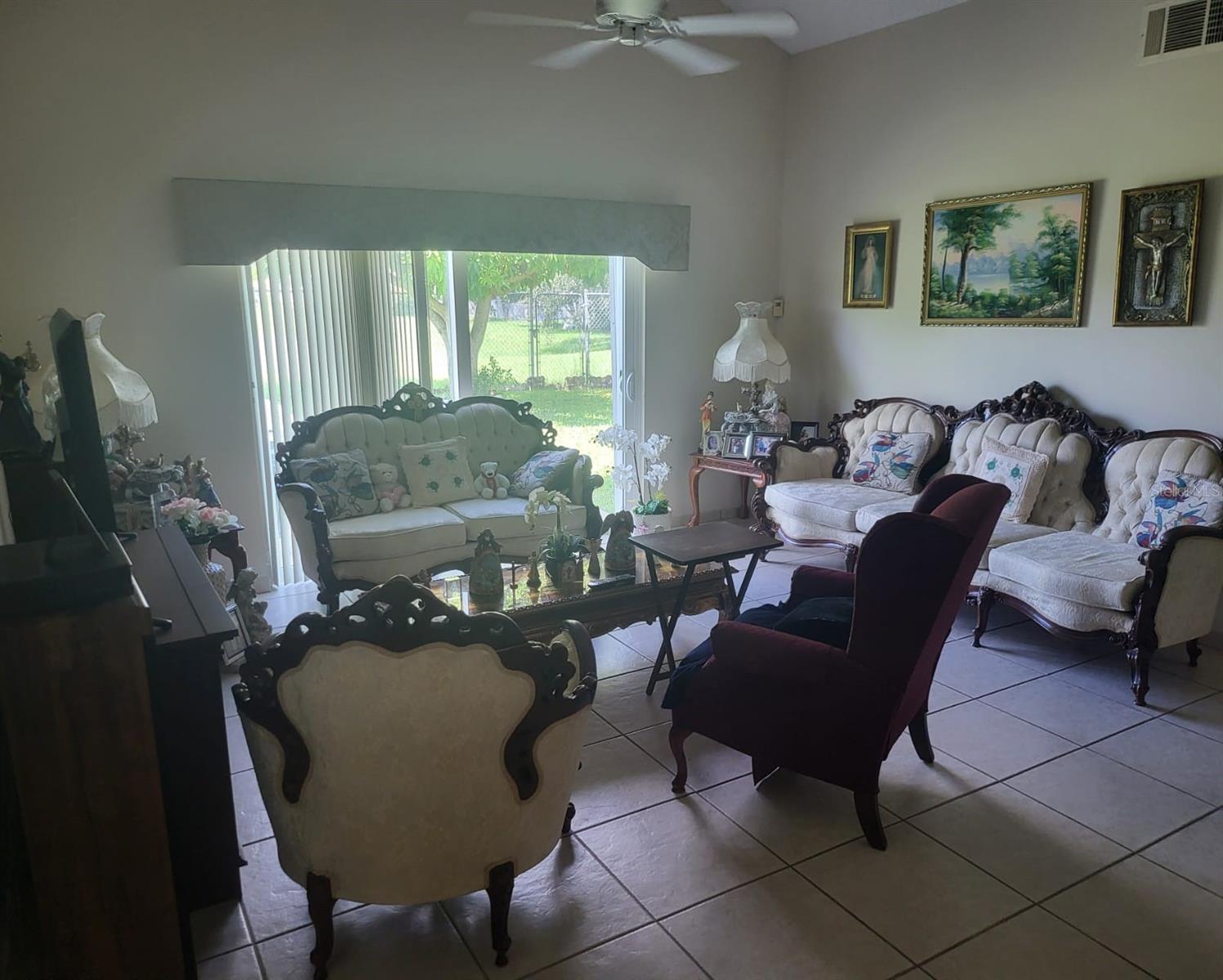 Image 11 of 22 For 209 Hidden Springs Circle