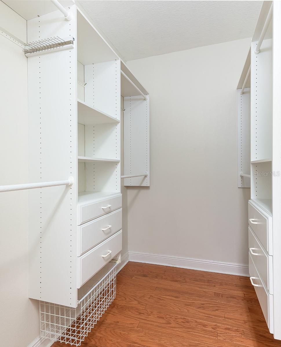 Image 23 of 44 For 820 Ellwood Avenue A