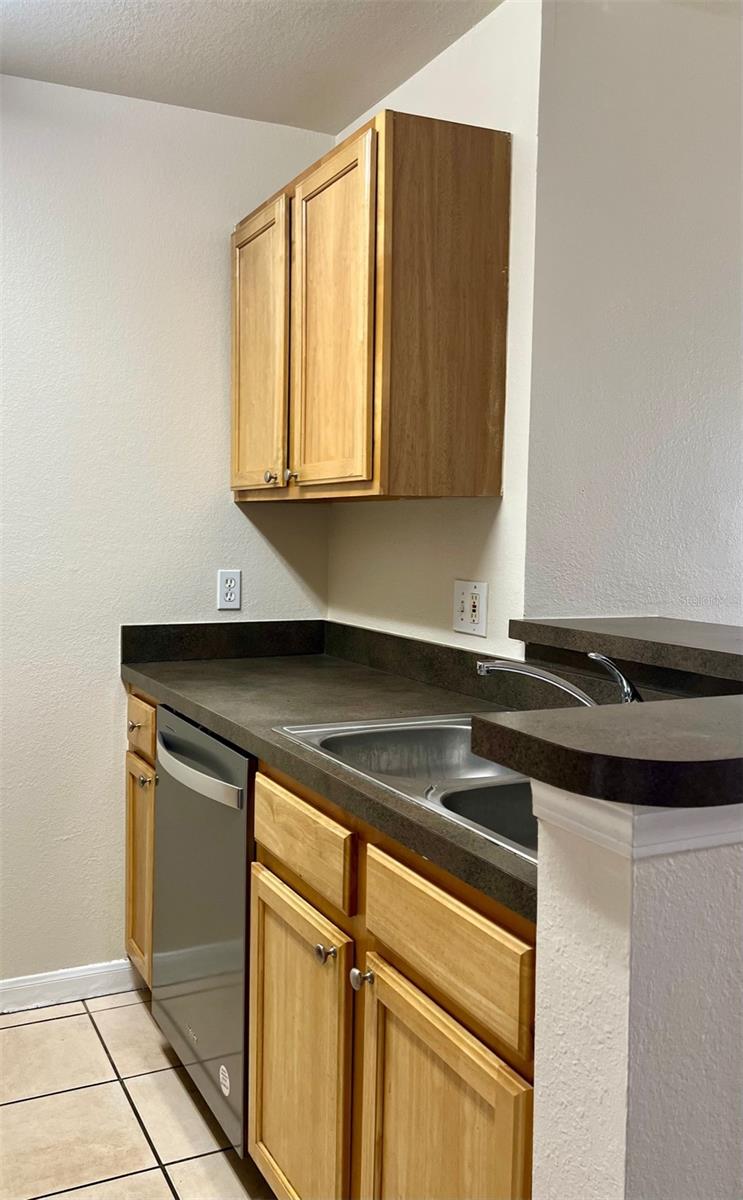 Image 10 of 17 For 8981 Lee Vista Boulevard 2202