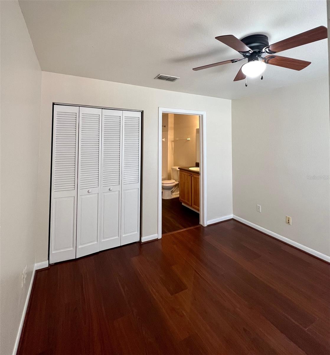 Image 12 of 17 For 8981 Lee Vista Boulevard 2202