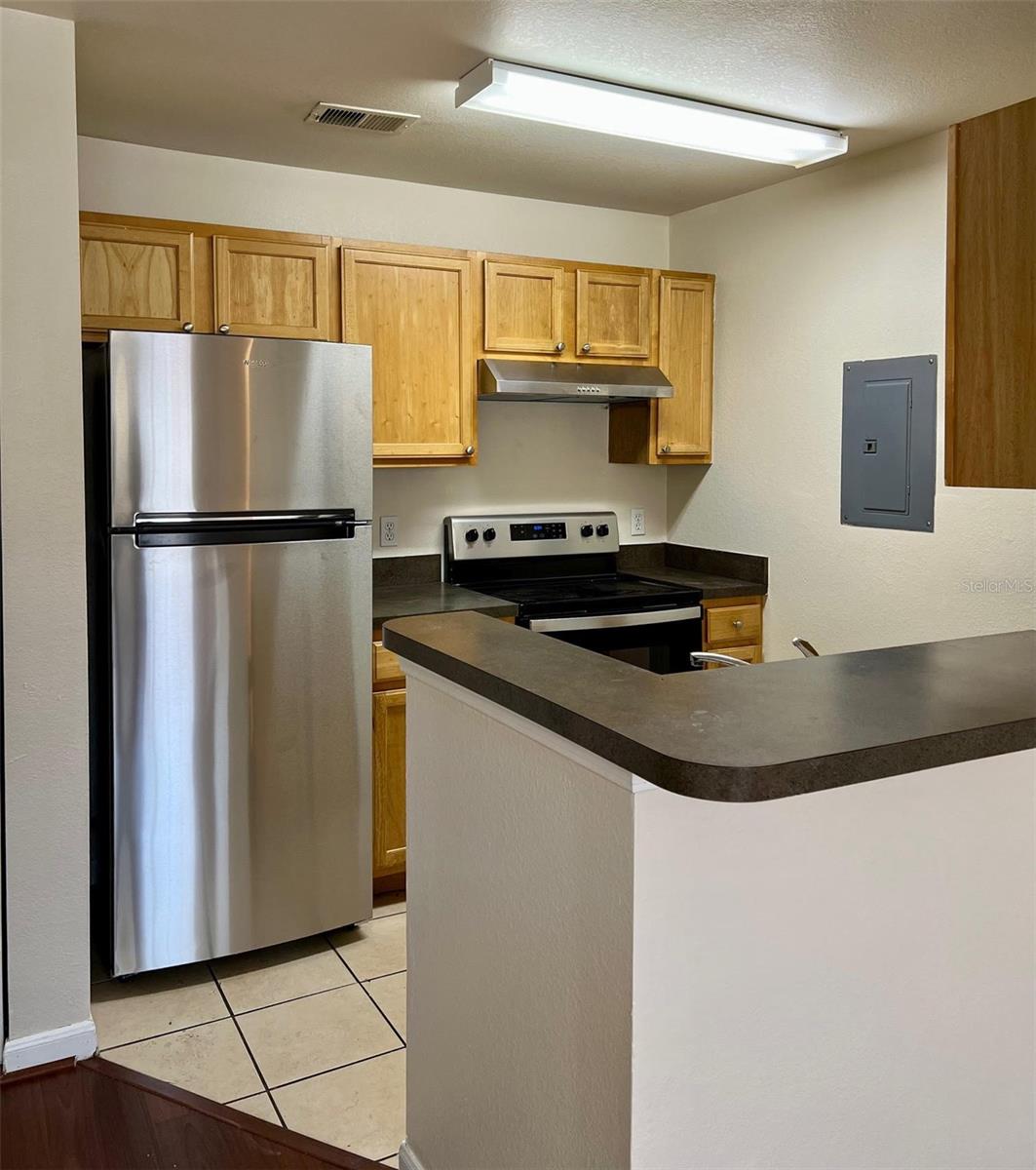 Image 8 of 17 For 8981 Lee Vista Boulevard 2202