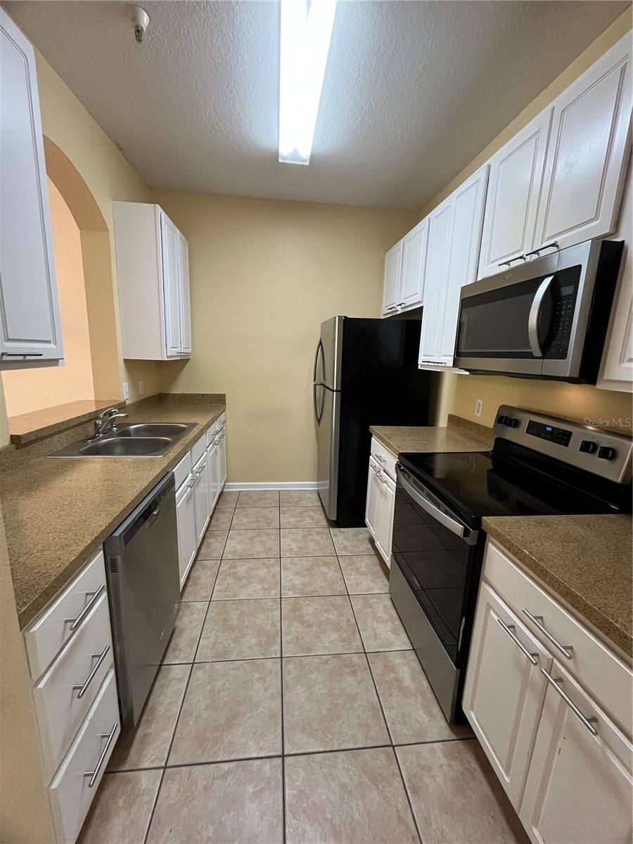 Image 5 of 17 For 588 Brantley Terrace Way 309