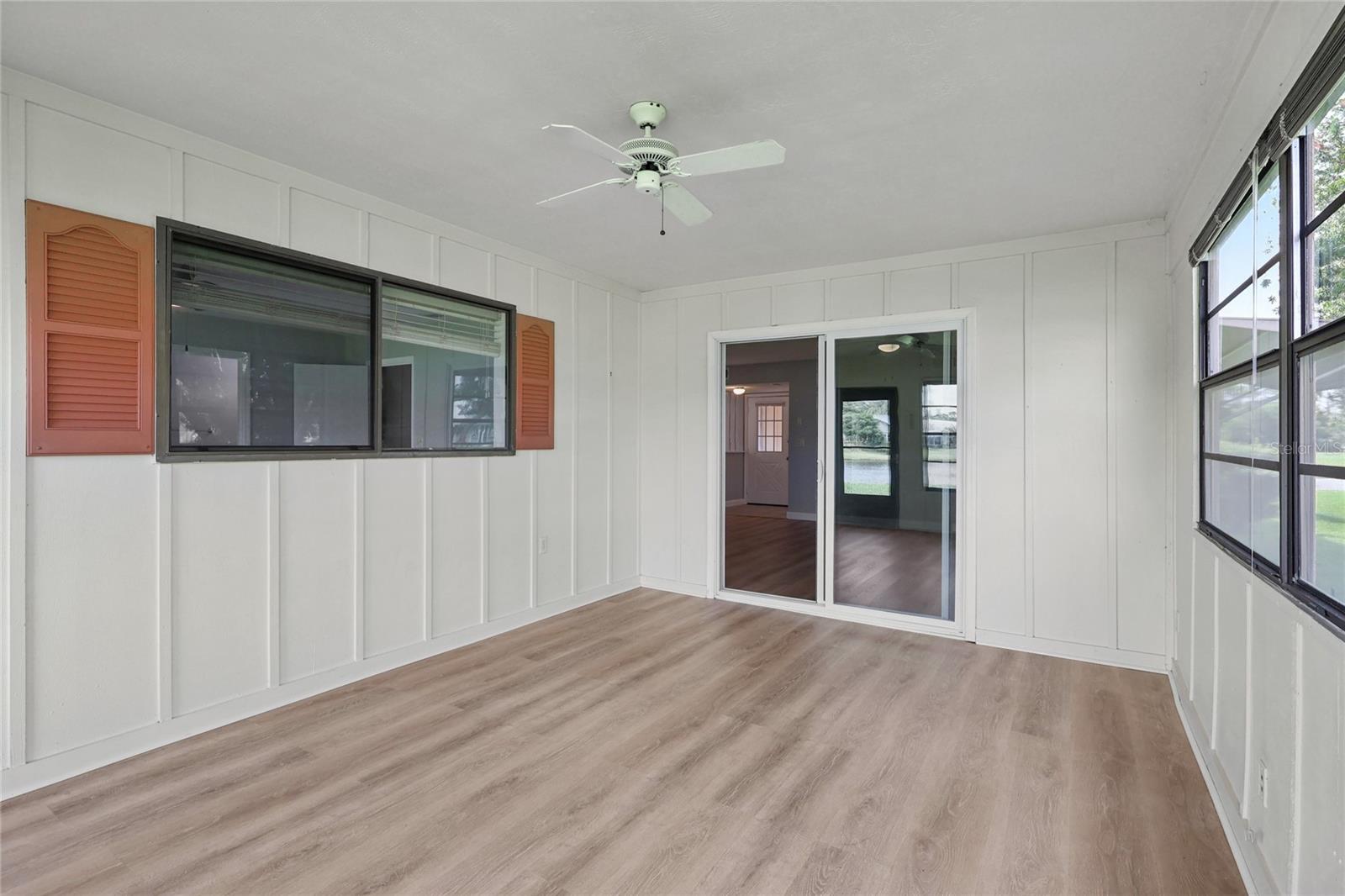 Image 40 of 62 For 102 Golf Club Drive