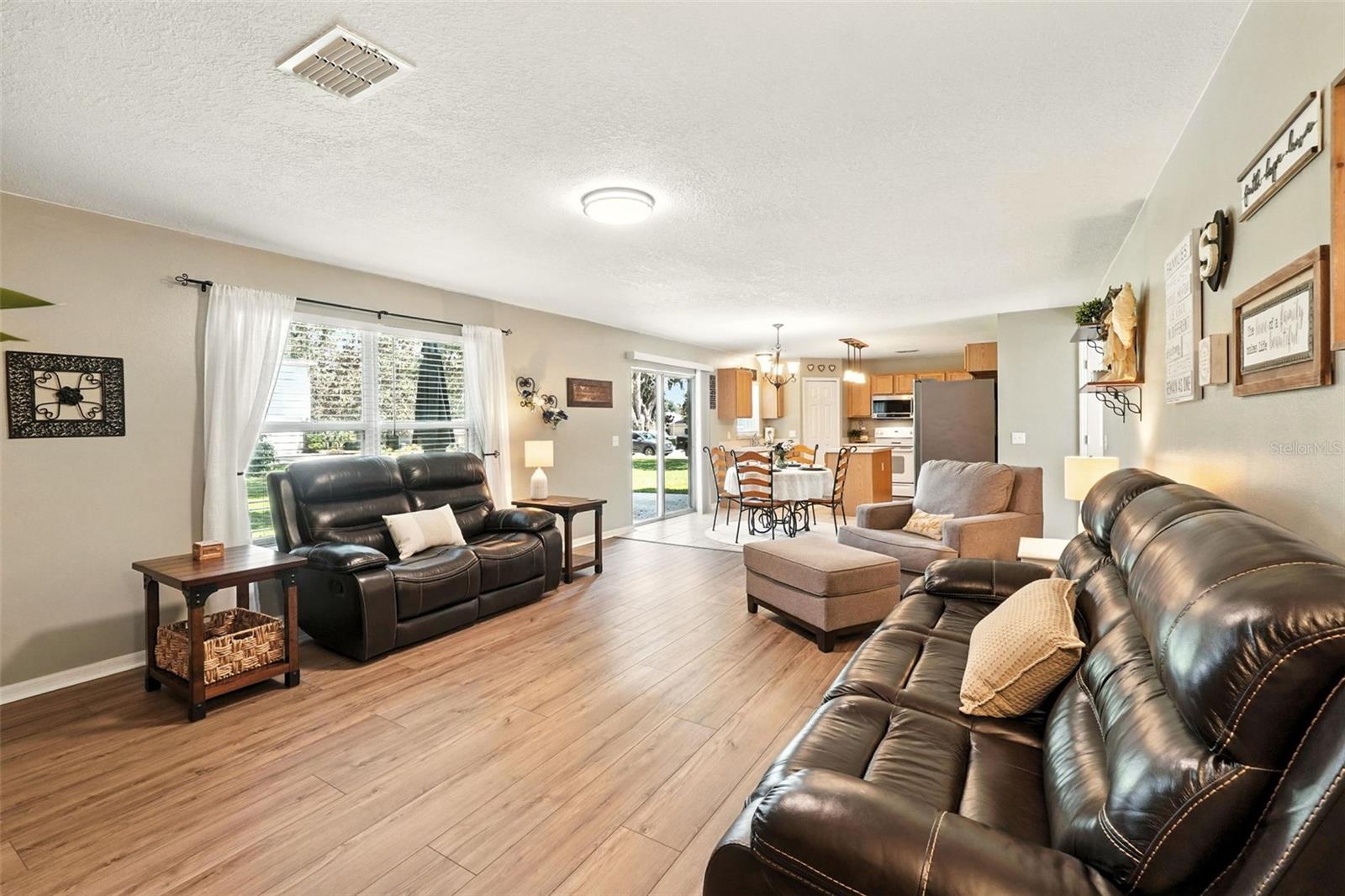 Image 15 of 42 For 2811 Bickley Drive