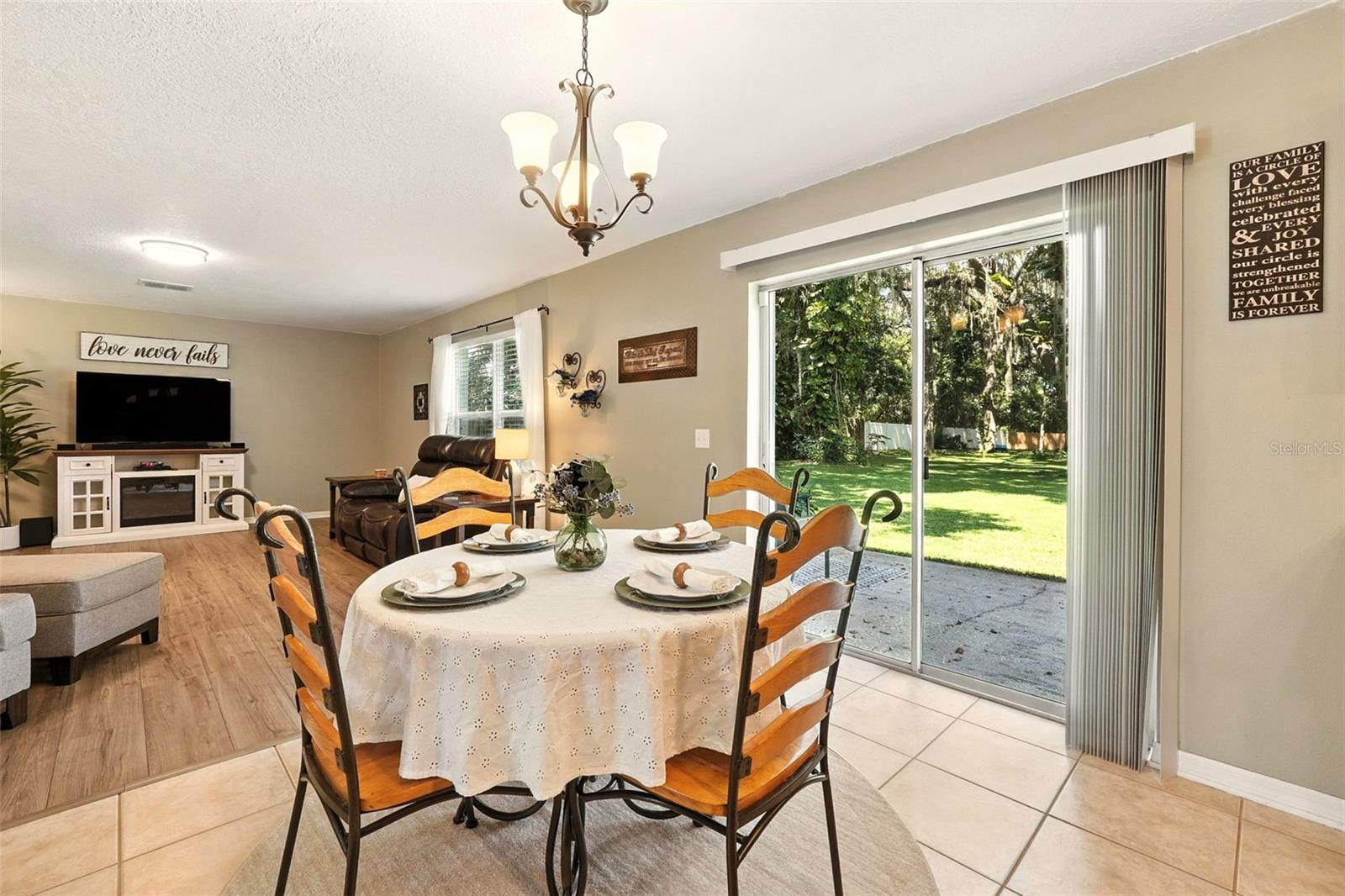 Image 19 of 42 For 2811 Bickley Drive