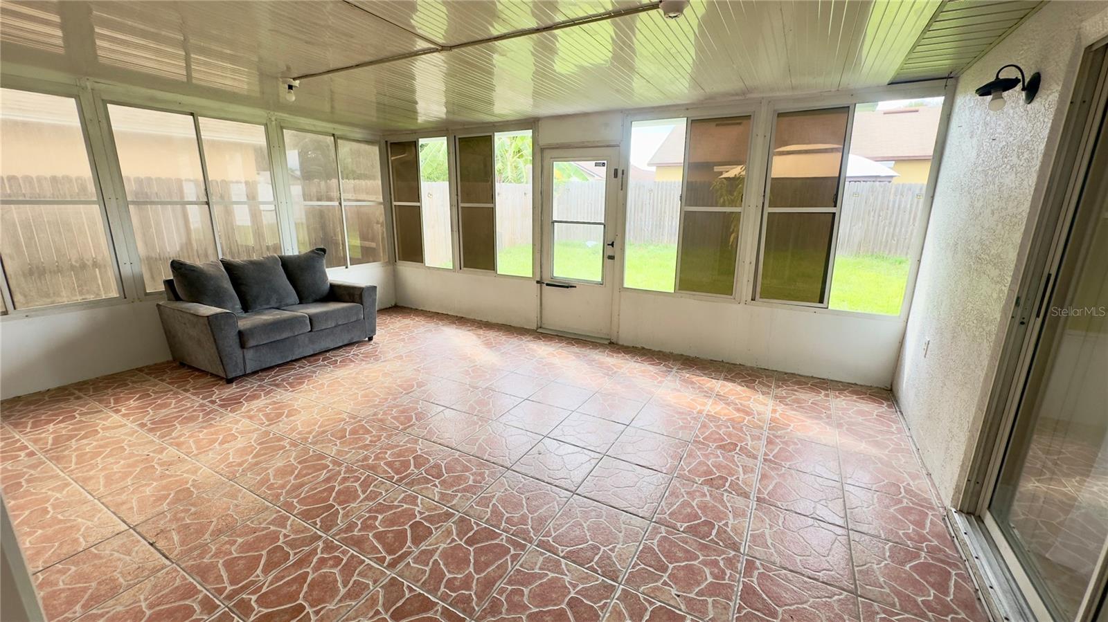 Image 14 of 16 For 11700 Cranbourne Drive