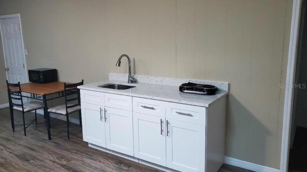 Image 4 of 6 For 222 Palermo Avenue 1