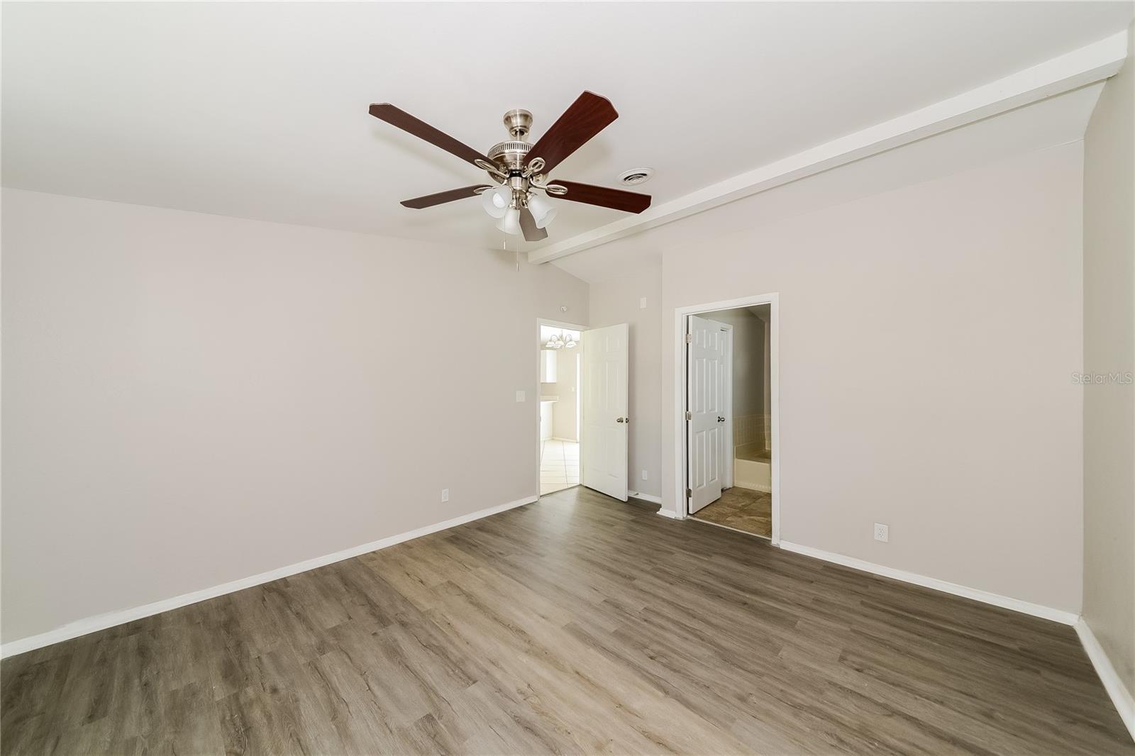 Image 10 of 16 For 5111 22nd Street Court E