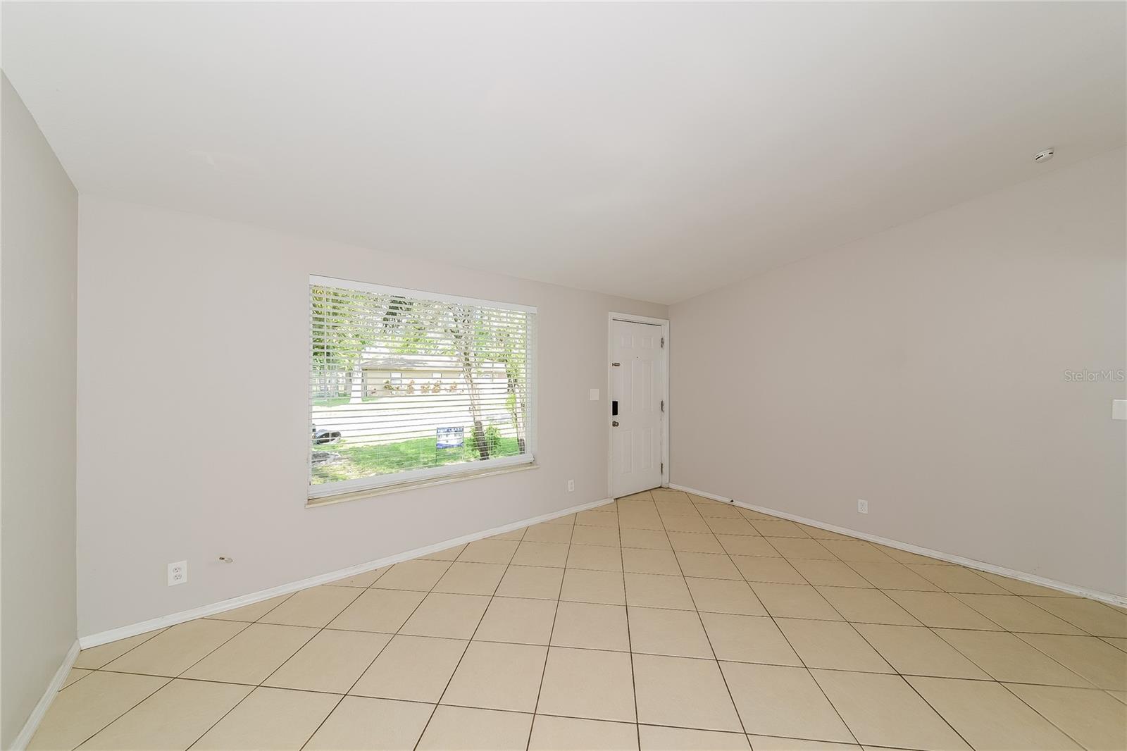 Image 3 of 16 For 5111 22nd Street Court E