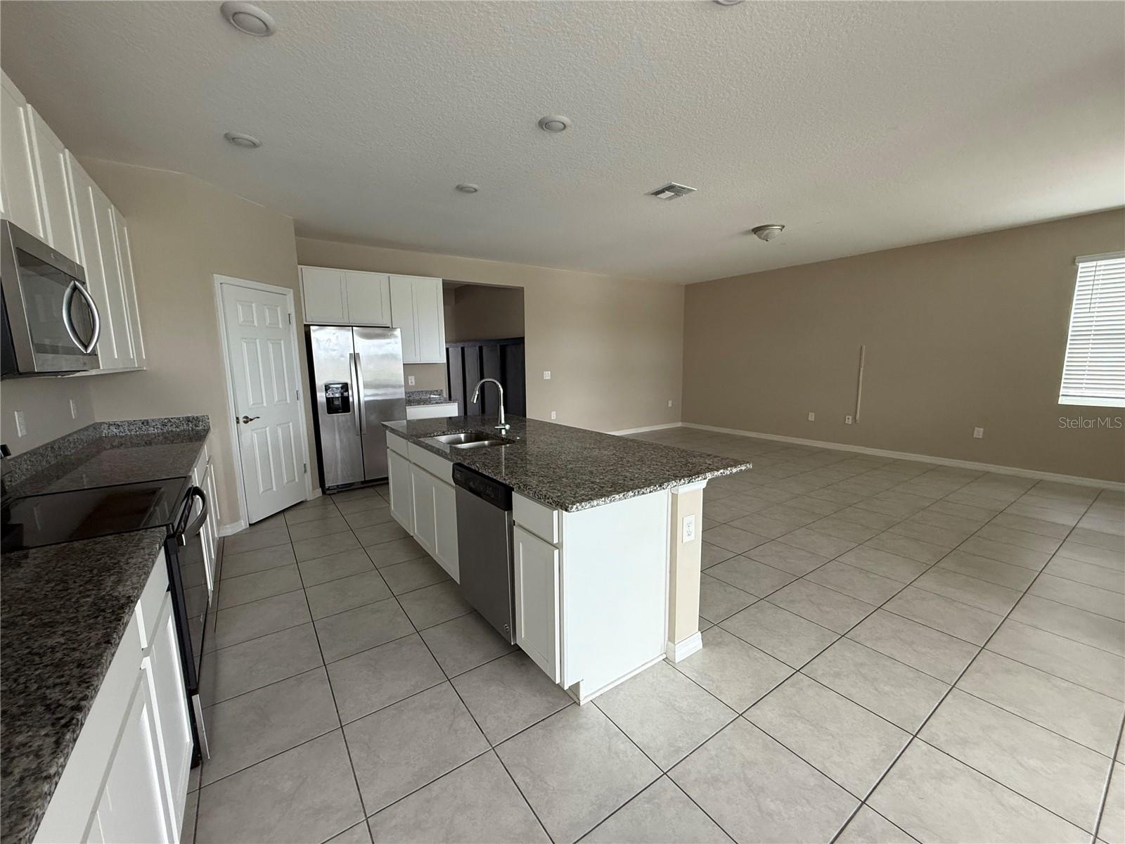 Image 16 of 25 For 2816 Neverland Drive