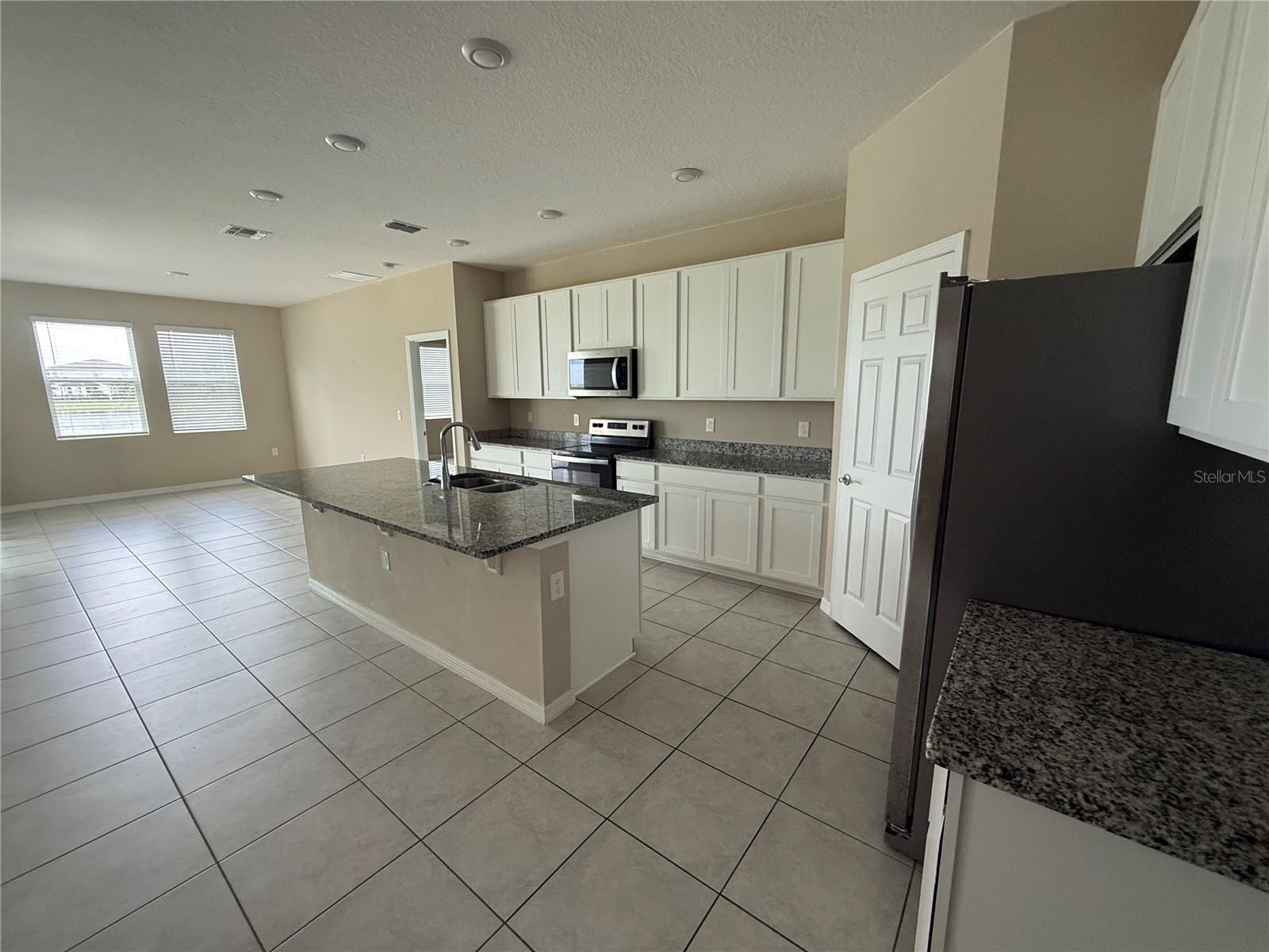 Image 18 of 25 For 2816 Neverland Drive