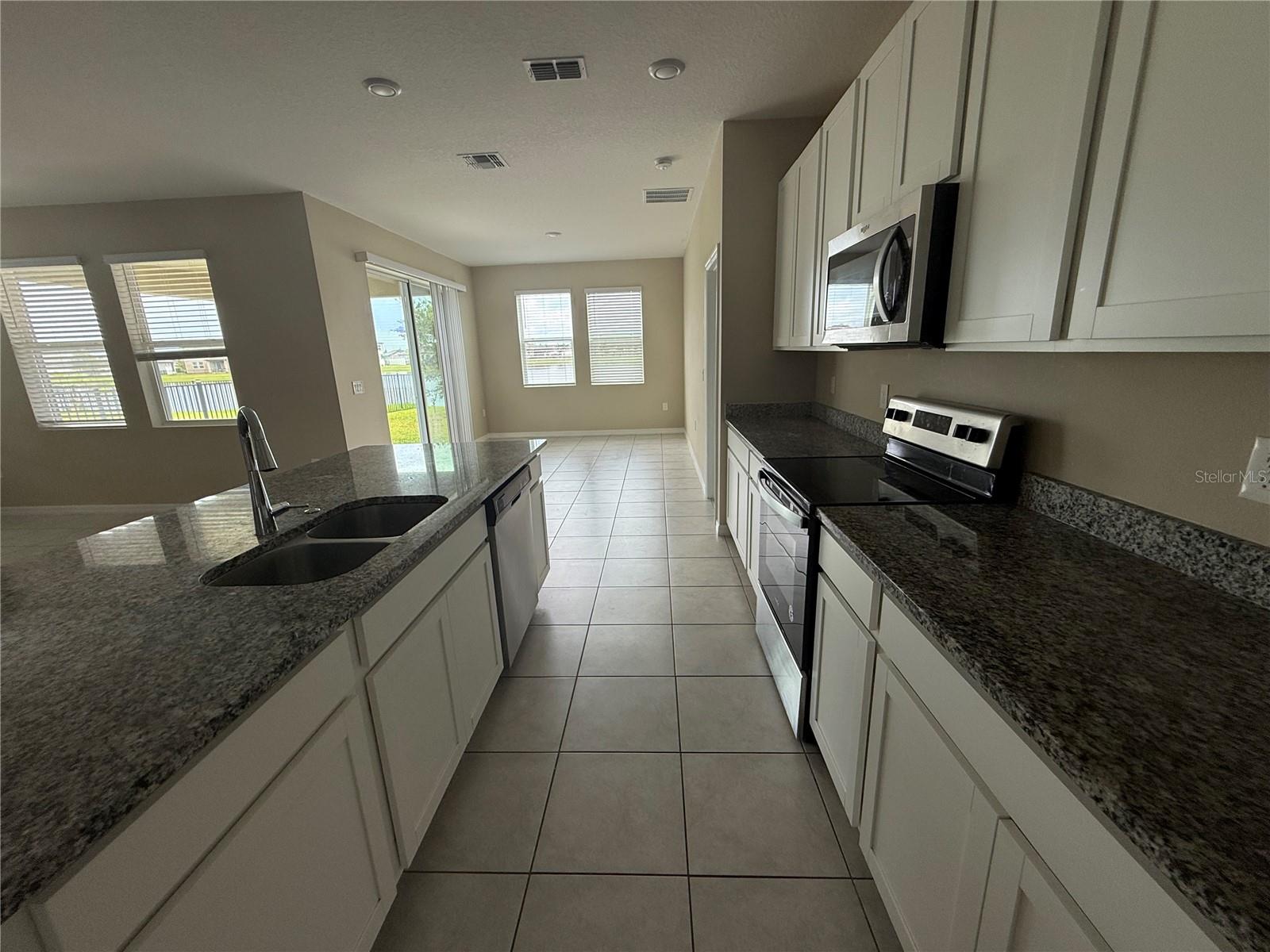 Image 22 of 25 For 2816 Neverland Drive
