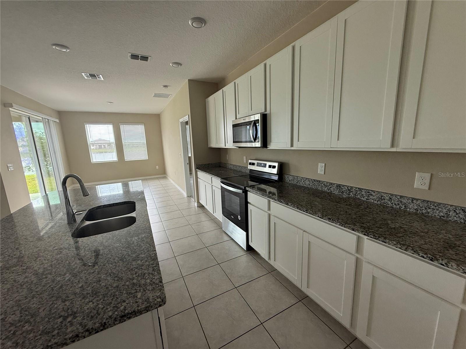 Image 23 of 25 For 2816 Neverland Drive