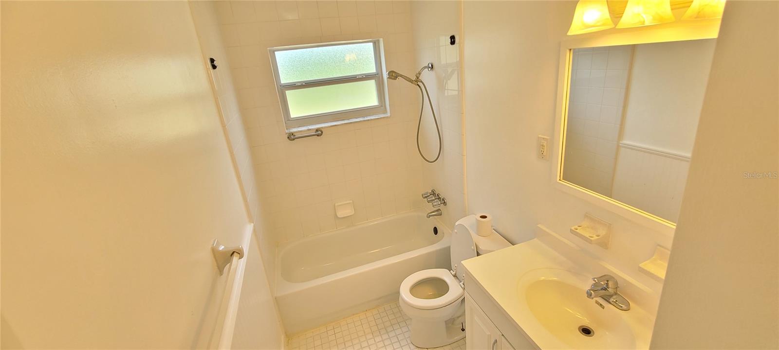 Image 18 of 39 For 5508 Lancewood Circle