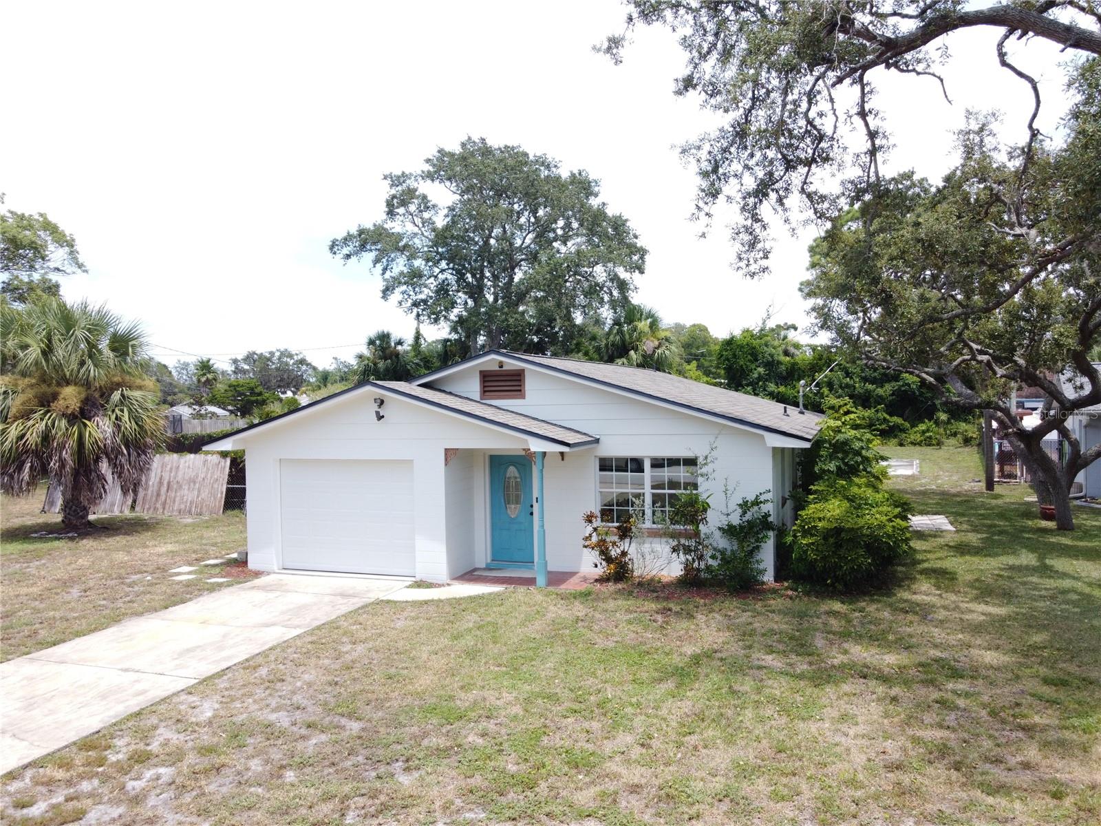 Image 28 of 39 For 5508 Lancewood Circle